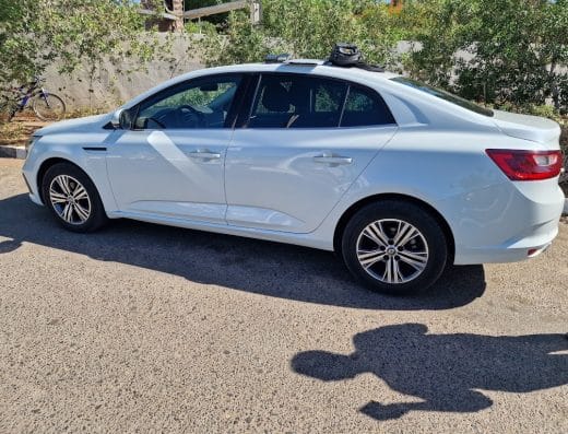 Avis Budget Rent a Car (Meet & Greet)